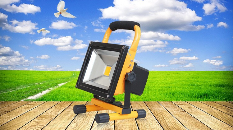 LED Rechargeable Flood Light 220 V 50W 30W 20W Flood Light Waterproof IP65 Reflector Outdoor Camping Emergency Light