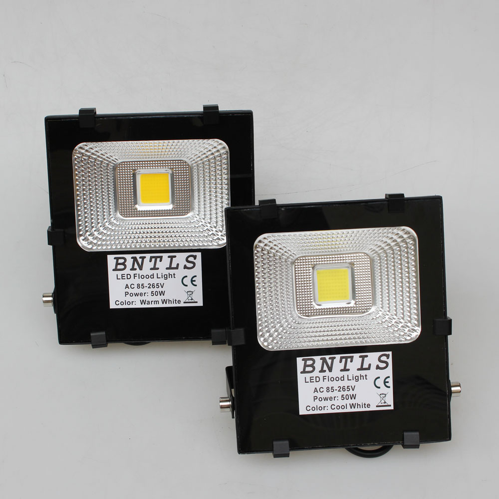 Ultrathin LED Flood Light 30W 50W 100W IP65 220V LED Spotlight Refletor Outdoor Lighting Wall Lamp Floodlight