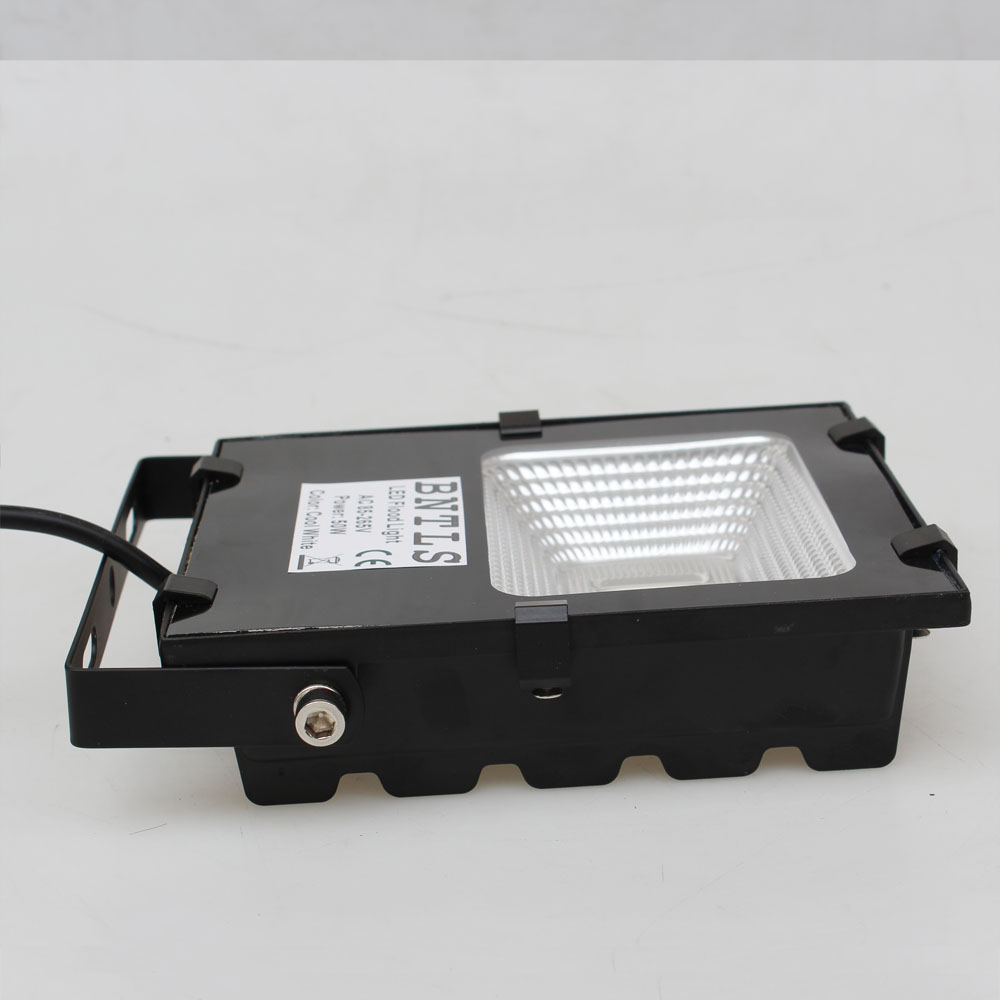 Ultrathin LED Flood Light 30W 50W 100W IP65 220V LED Spotlight Refletor Outdoor Lighting Wall Lamp Floodlight