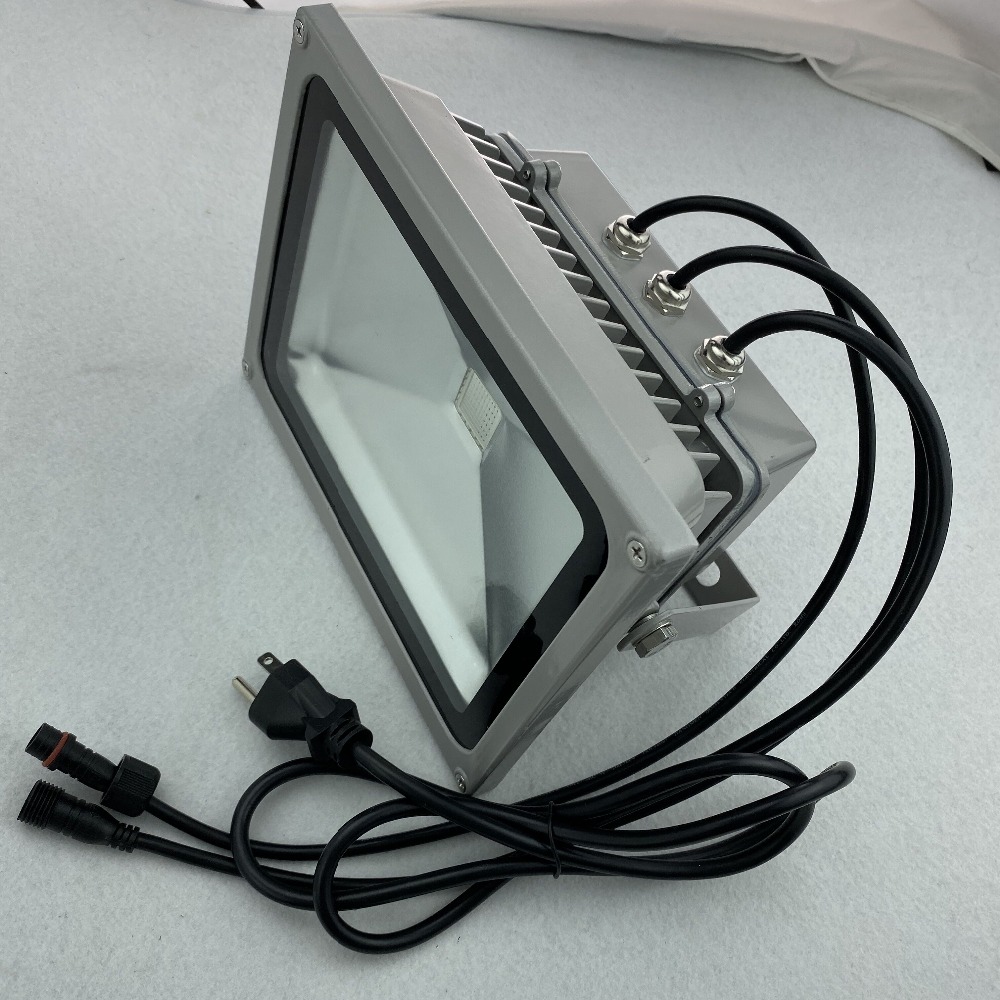 30W COB RGB DMX flood light AC85-265V input;IP65;controlled by dmx controller directly;size:L230XW190XH130mm