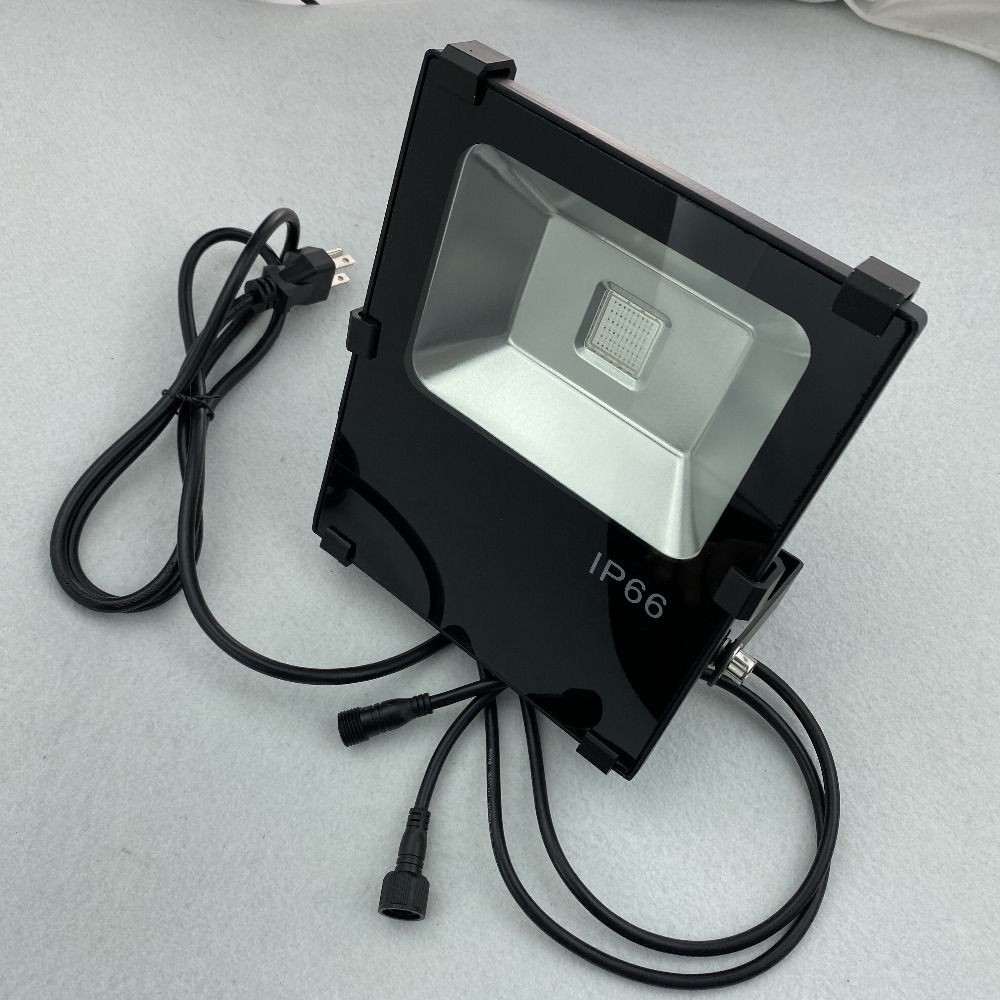 100W RGB DMX512 flood light AC85-265V input;controlled by dmx controller directly;size;L265XW289XH90mm