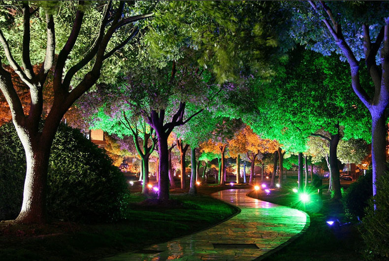 5PCS RGBW 30W 60W Bluetooth APP Group Control Outdoor Smart Flood Light IP66 Waterproof Garden Spotlight+2.4G Controller