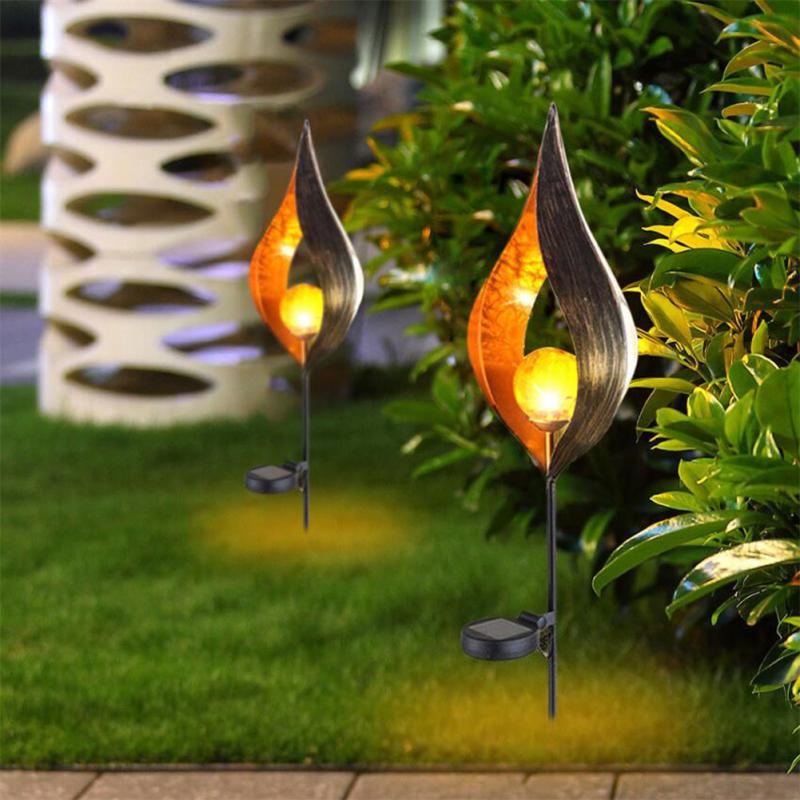 Light Control Solar Light Christmas Decor LED Flame Effect Lamp Rechargeable Lithium Battery Waterproof Solar Garden Decor Light