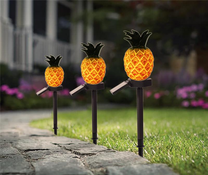 Outdoor Solar Pineapple Garden Decoration Lights Waterproof LED Solar Powered yard Pathway Decorative Lawn Lights Courtyard Lamp